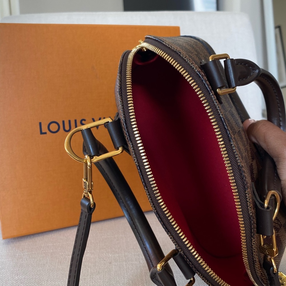 Louis Vuitton bag - Picture 3 of 8